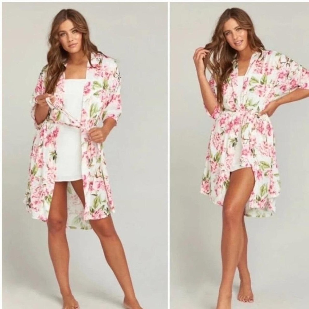 Show Me Your Mumu Robe Women OS White Pink Floral Kimono Wrap Loungewear Short